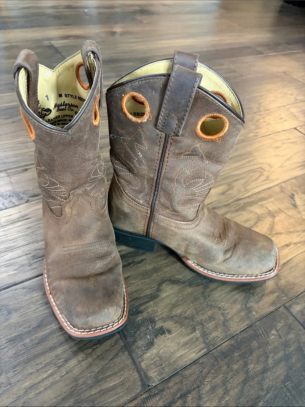 Kids Classic Pull-On Square Toe Western Boots in Brown Sz 1